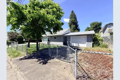 1688 NW Eden St, Roseburg, OR 97470 - Photo 15