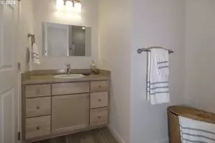 1571 37th St, Florence, OR 97439 - Photo 11