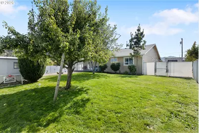 143 Briggs Dr, Myrtle Creek, OR 97457 - Photo 39