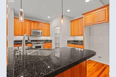 4 Northview Ct, Lake Oswego, OR 97035 - Photo 11