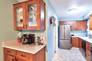 19875 SW Rock Dr, Beaverton, OR 97003 - Photo 5