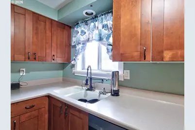 19875 SW Rock Dr, Beaverton, OR 97003 - Photo 7