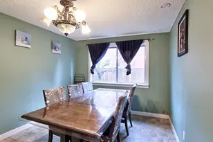 19875 SW Rock Dr, Beaverton, OR 97003 - Photo 9