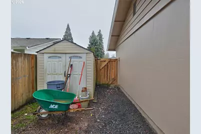 19875 SW Rock Dr, Beaverton, OR 97003 - Photo 37