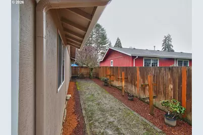 19875 SW Rock Dr, Beaverton, OR 97003 - Photo 41