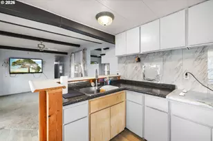 8039 SE Monterey Ave, Milwaukie, OR 97222 - Photo 13