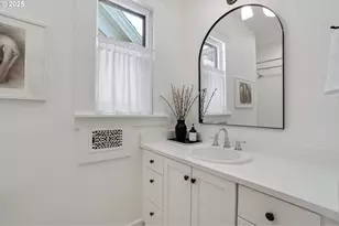 2373 NW Johnson St, Portland, OR 97210 - Photo 31