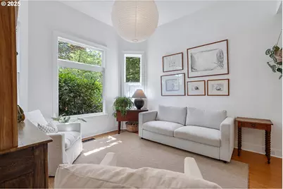 2373 NW Johnson St, Portland, OR 97210 - Photo 7