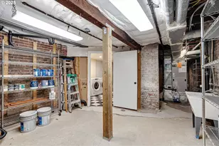 2373 NW Johnson St, Portland, OR 97210 - Photo 37