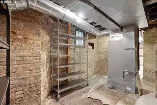 2373 NW Johnson St, Portland, OR 97210 - Photo 39