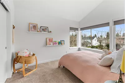 6555 N Boston Ave, Portland, OR 97217 - Photo 21