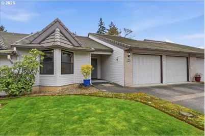 3300 NE 164th St #D2, Ridgefield, WA 98642 - Photo 1