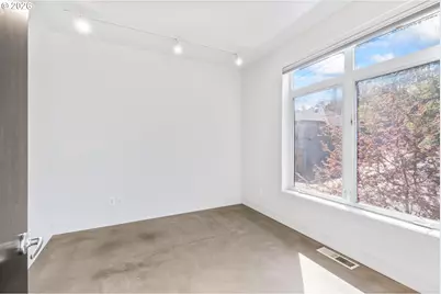 4644 S Kelly Ave, Portland, OR 97239 - Photo 21