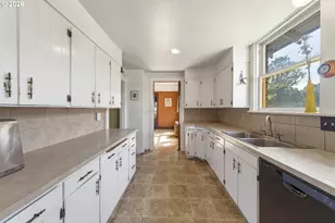 622 S Main St, Milton-Freewater, OR 97862 - Photo 9