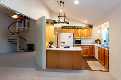 525 Mill Stream Woods, Stayton, OR 97383 - Photo 15