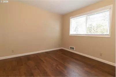 1715 W Park Dr, Florence, OR 97439 - Photo 21