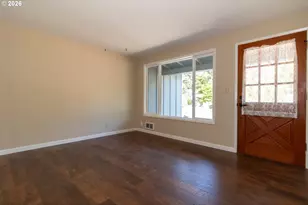 1715 W Park Dr, Florence, OR 97439 - Photo 7
