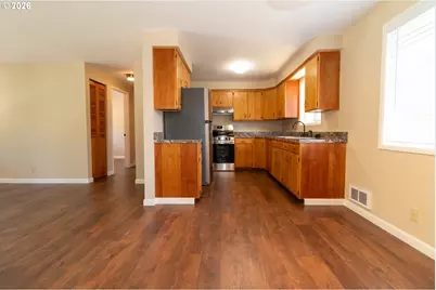 1715 W Park Dr, Florence, OR 97439 - Photo 15