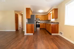 1715 W Park Dr, Florence, OR 97439 - Photo 15
