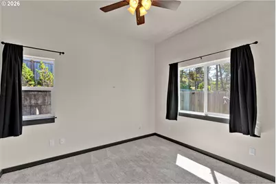 4606 Perpetua St, Florence, OR 97439 - Photo 9
