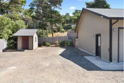 4606 Perpetua St, Florence, OR 97439 - Photo 27