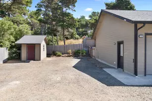 4606 Perpetua St, Florence, OR 97439 - Photo 27