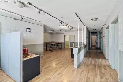 3195 Meadow Ln, Eugene, OR 97402 - Photo 7