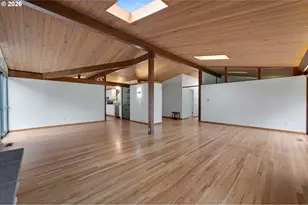 9324 NE Levee Rd, Portland, OR 97211 - Photo 11