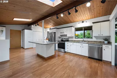 9324 NE Levee Rd, Portland, OR 97211 - Photo 15