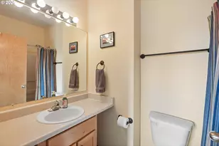 668 SW Dillan Dr, Beaverton, OR 97006 - Photo 21