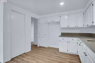 20320 SE Walgren Rd, Damascus, OR 97089 - Photo 7