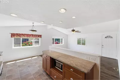 16933 SE Laugardia Way, Milwaukie, OR 97267 - Photo 11