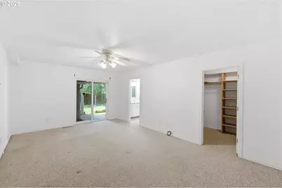 16933 SE Laugardia Way, Milwaukie, OR 97267 - Photo 15