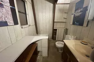 100 W Erin St, Detroit, OR 97342 - Photo 11