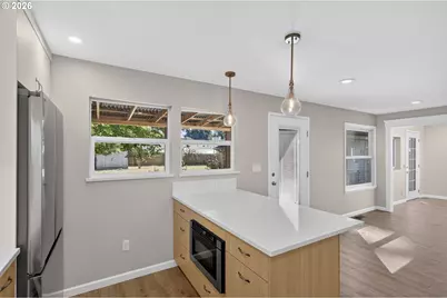 4001 E 14th St, Vancouver, WA 98661 - Photo 13