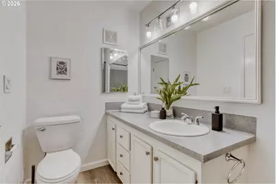 5150 S Landing Dr #302B2, Portland, OR 97239 - Photo 21