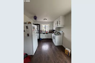 187 W Oregon Ave, Creswell, OR 97426 - Photo 15