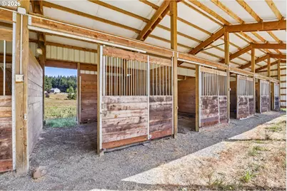 19285 S Lyons Rd, Oregon City, OR 97045 - Photo 29