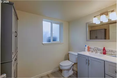 6708 14th Ave NE, Keizer, OR 97303 - Photo 25