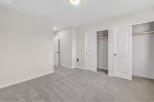 9269 E Burnside St, Portland, OR 97216 - Photo 11