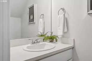 9269 E Burnside St, Portland, OR 97216 - Photo 21