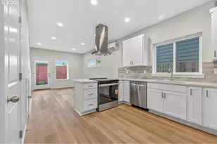 9269 E Burnside St, Portland, OR 97216 - Photo 7