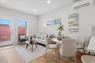 9269 E Burnside St, Portland, OR 97216 - Photo 15