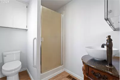 1021 Deal St, Junction City, OR 97448 - Photo 21