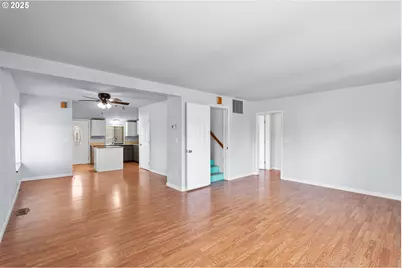 1021 Deal St, Junction City, OR 97448 - Photo 9