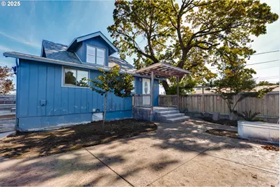 1021 Deal St, Junction City, OR 97448 - Photo 41