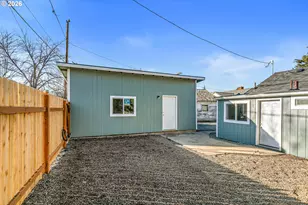 745 Dakota Ave, Medford, OR 97501 - Photo 7