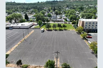 W 7th St, The Dalles, OR 97058 - Photo 1