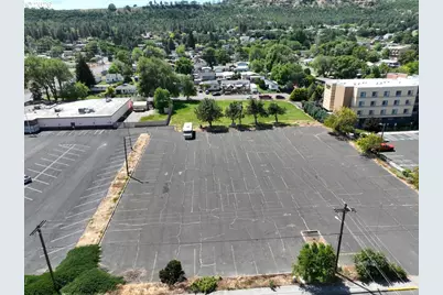 W 7th St, The Dalles, OR 97058 - Photo 3