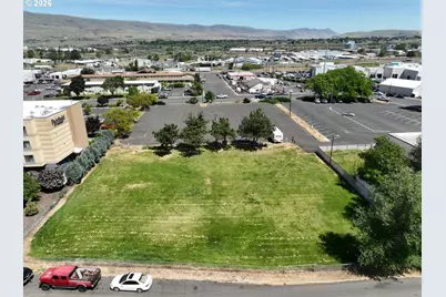 W 7th St, The Dalles, OR 97058 - Photo 9